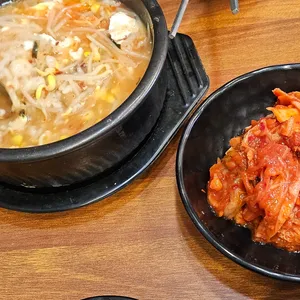 중리콩나물국밥 사진