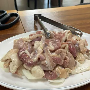솥뚜껑오리구이 사진