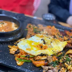 솥뚜껑오리구이 사진