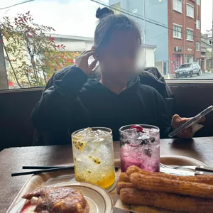 밀집 사진 2