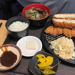 부엉이돈가스 사진