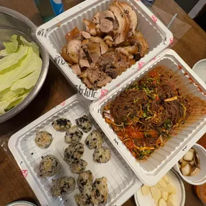 귀한족발 사진