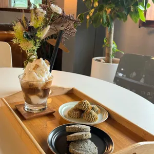 카페 상상화 사진