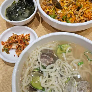 한강로칼국수 사진