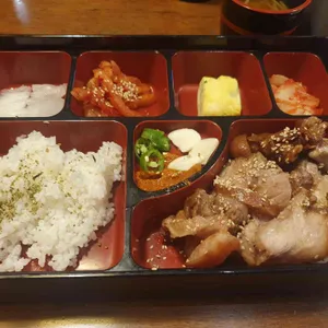 완미족발 사진