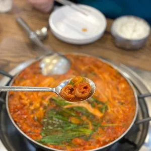 노란간판 창평국밥 사진