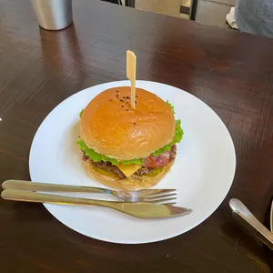 고하 버거앤카페 사진