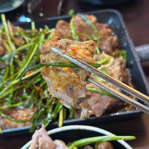 뼈칼집 사진