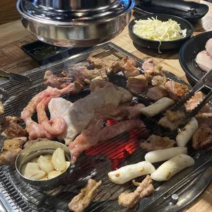 식사동 숯불닭갈비 사진
