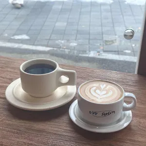 아워시즌 사진