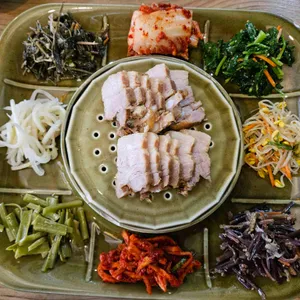 칡산에 황제보쌈 사진