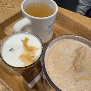 살롱드파이브 사진