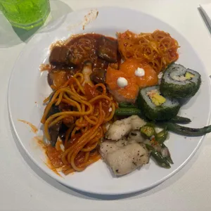 애슐리퀸즈 사진