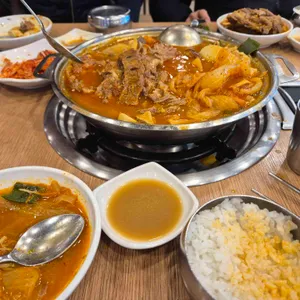 시원애감자탕동호방촌 사진