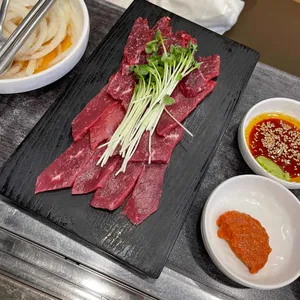 명품한우타운 사진