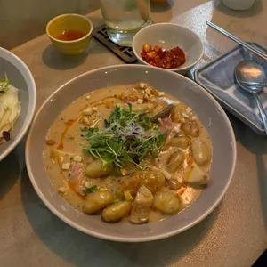 윤복 사진