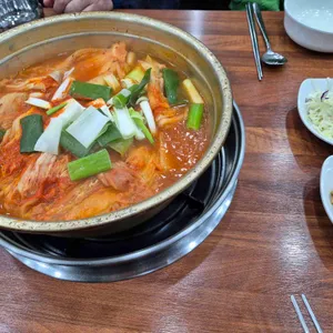 유성돌솥밥찌개마을 사진