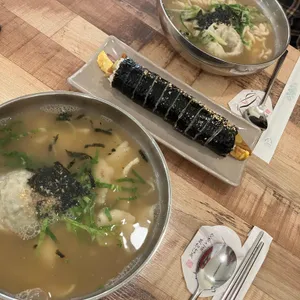맷돌손칼국수 사진