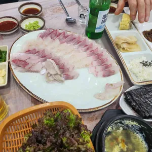 작은바다횟집 사진