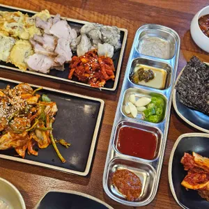 삼돌멸치쌈밥 사진