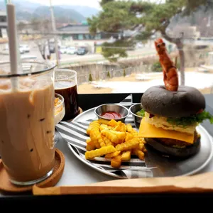 더플래츠카페 사진