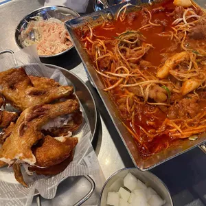 광장닭발치킨 사진