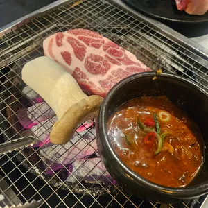 류돈 사진