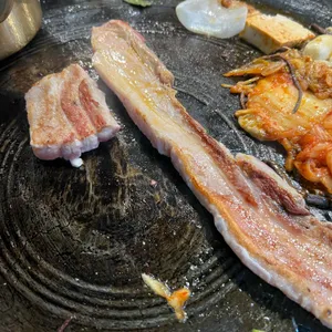 60판왕뚜껑삼겹살 사진