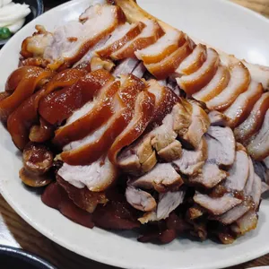 더맛있는온족발보쌈 사진