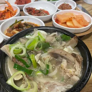 초량돼지국밥보쌈 사진 2