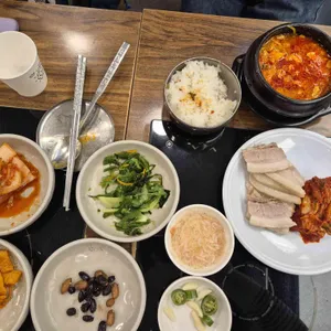 놀부보쌈족발 사진