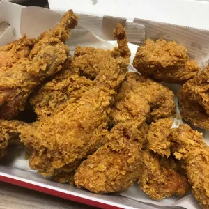 비비큐 치킨 사진 1