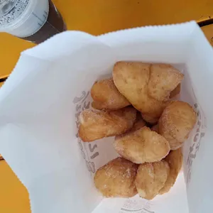 브라더 꽈배기 사진