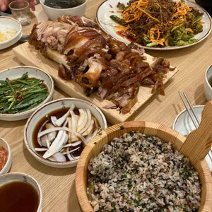 방천가족족발 사진