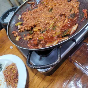 24시돌솥밥기사식당 사진