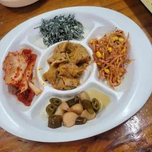 24시돌솥밥기사식당 사진