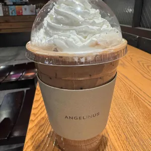 엔제리너스 사진