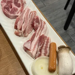 황금돼지 사진