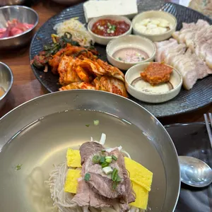 홍밀면옥 사진