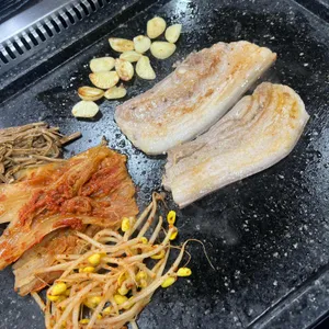 복돼지돌판삼겹살 사진