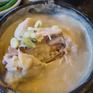 경복궁 들깨삼계탕 사진