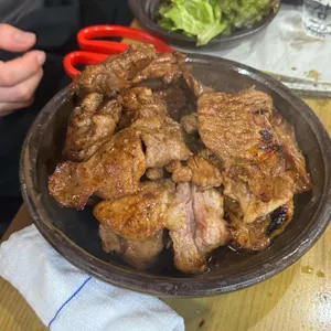 명동돼지한마리 사진