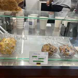 래피소드 커피 리뷰 사진