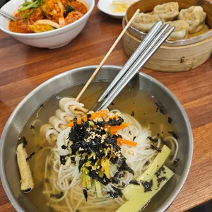 망향비빔국수 사진