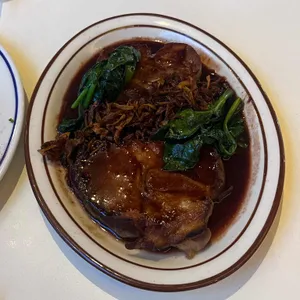 날리 사진