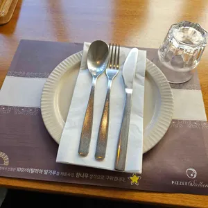 피제리아스텔라레 사진