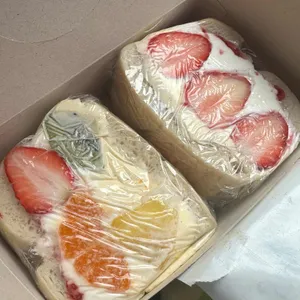 투떰즈업 사진