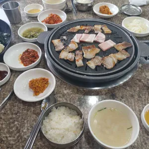 무영쌈밥정식 사진