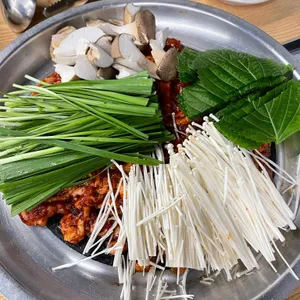본 토담집 사진