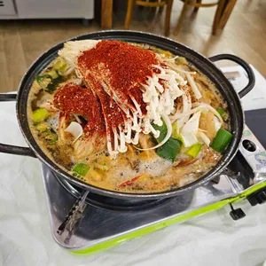 꽃지원조꽃게집 사진